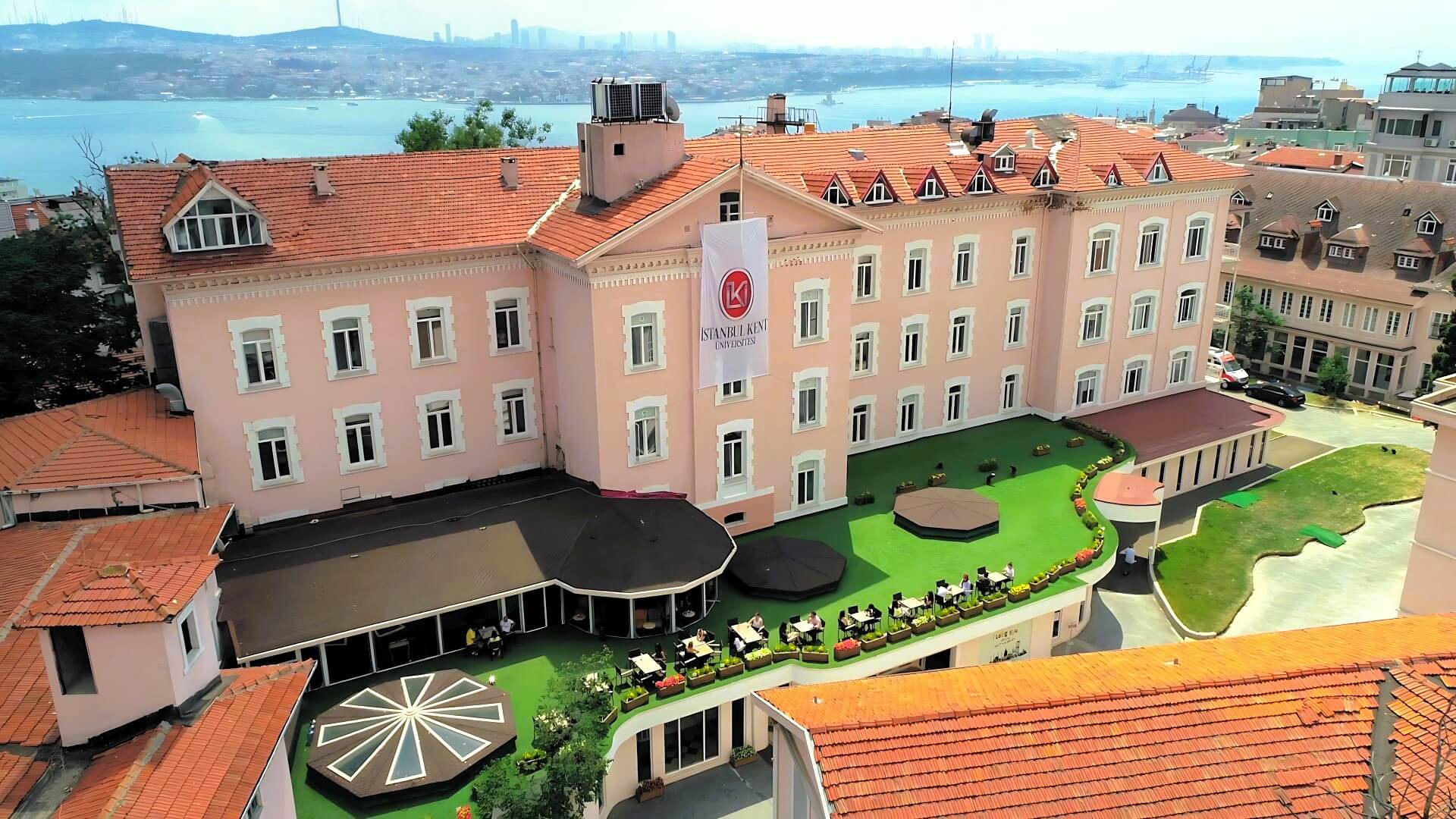 İstanbul Kent Üni̇versi̇tesi̇